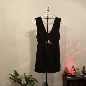 Forever 21 Sleeveless V-Neck Dress